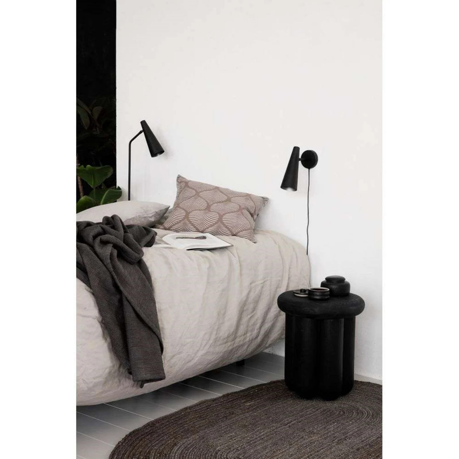 House Doctor Precise wandlamp - zwart - metaal - 21 cm