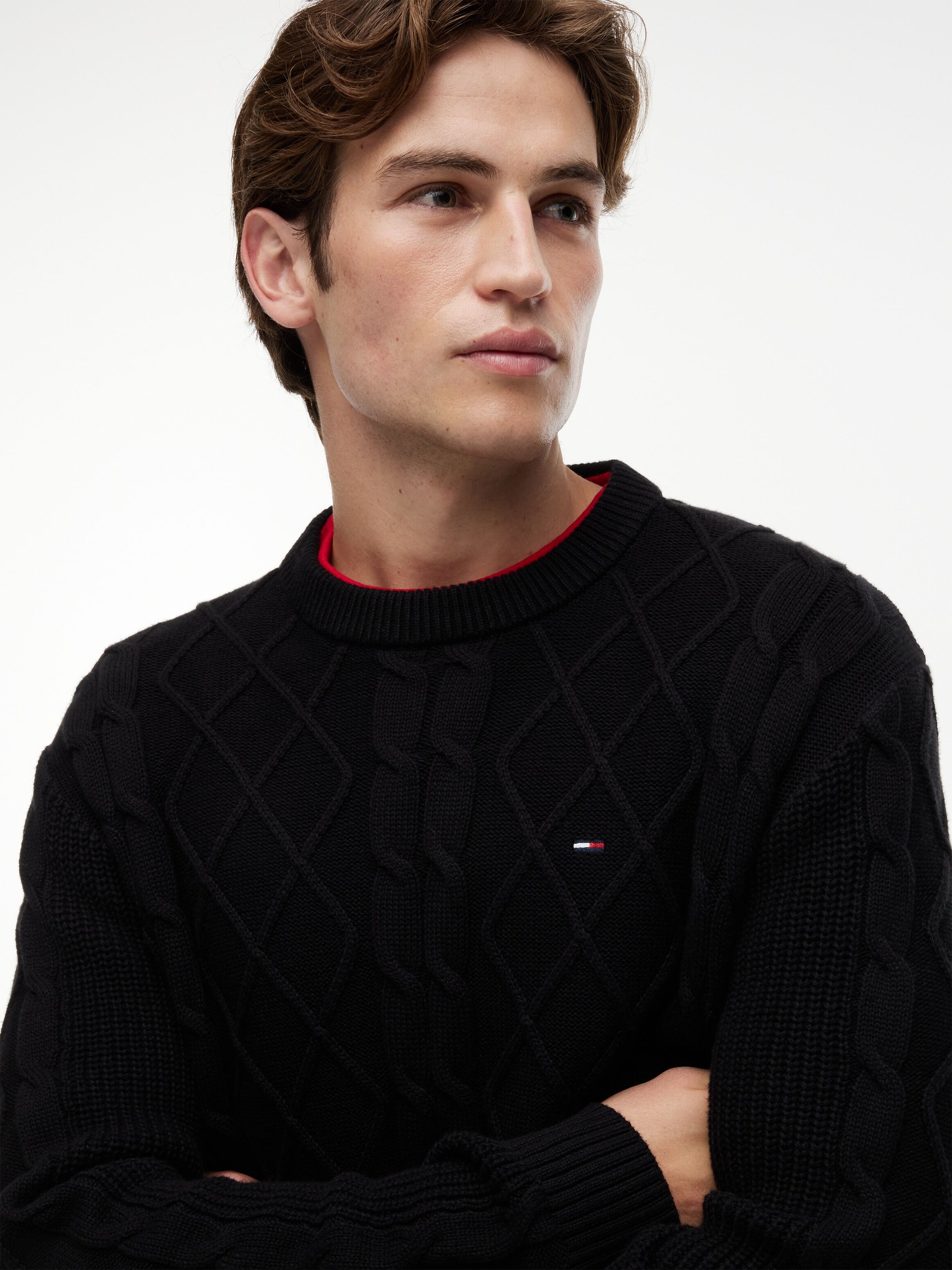 Rundhalspullover TOMMY JEANS "TJM REG CABLE KNIT SWEATER", Herren, Gr. M, schwarz, Strick, Obermaterial: 100% Baumwolle, regular fit normal, Rundhals, Rippbündchen, Pullover Rundhalspullover schwarz M