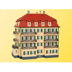 Kibri Mehrfamilienhaus mit Balkon