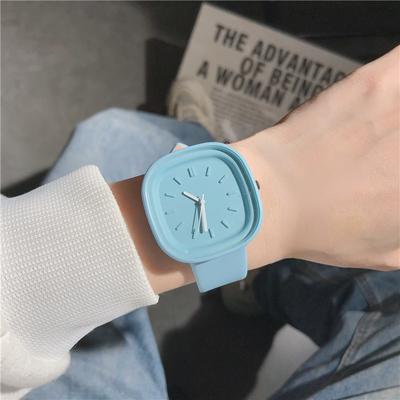 Fusion Finds Elegant Women's Leather Watch Casual Ladies Quartz Watch With Sport Inspired Fashion Design blue