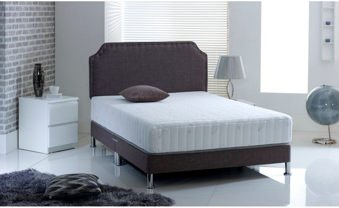 White Noise Lamantia Super Firm Foam Mattress Small Double (4')