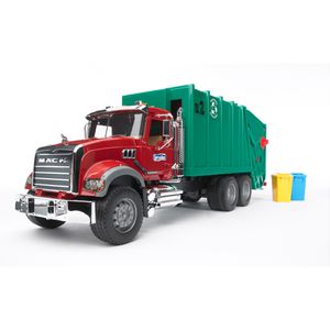 bruder 02812 Fahrzeug MACK Granite Müll-LKW, mit 2 Mülltonnen, Maßstab 1:16