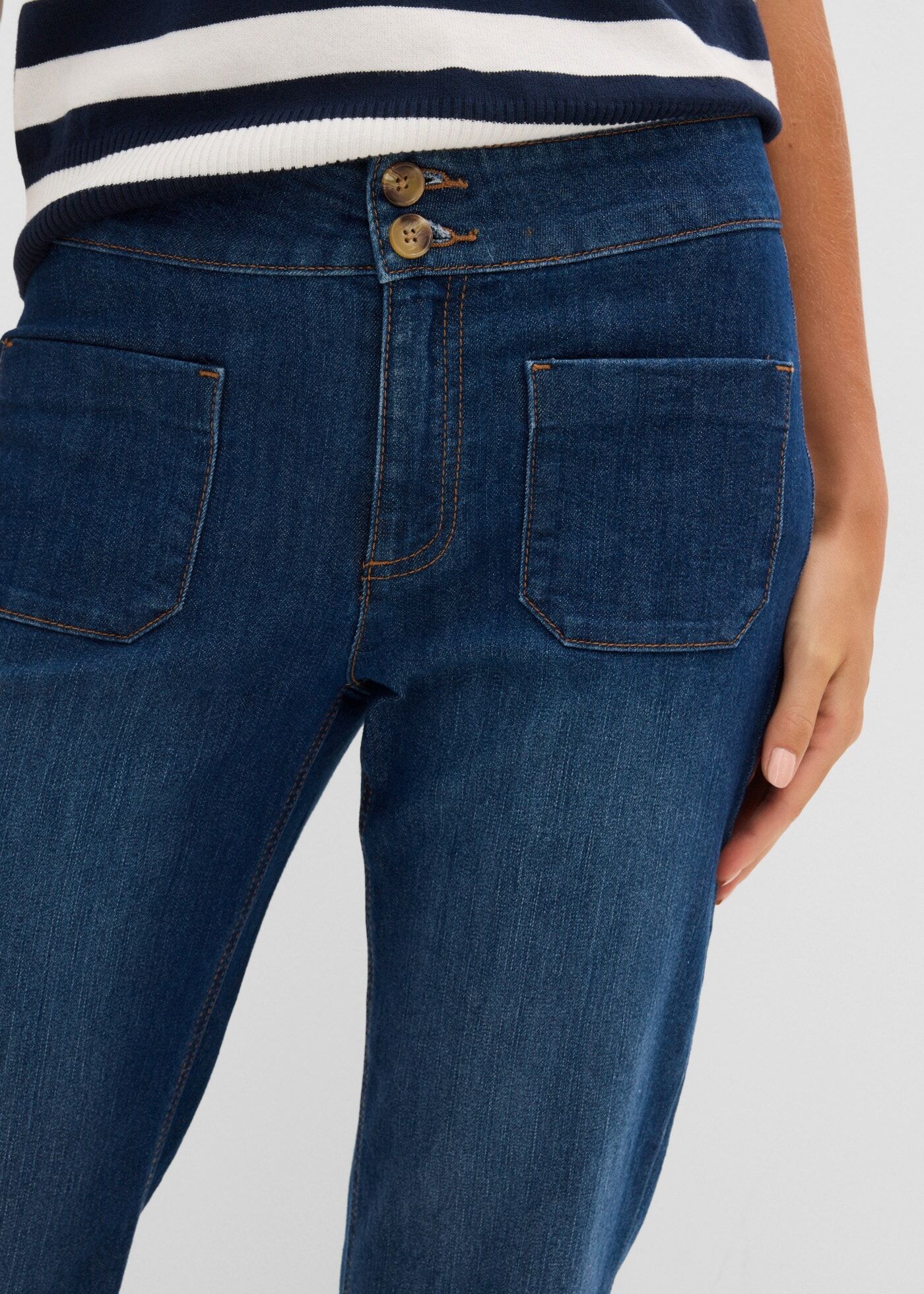 Schlagjeans BONPRIX, Damen, Gr. 36, N-Gr, dunkelblau denim used (normalgröße), Obermaterial: 82% Baumwolle, 17% Polyester, 1% Elasthan, regular fit, Jeans Schlagjeans, mit Mid Waist, Regular Fit, ausgestellte Schlagform, in Used-Optik