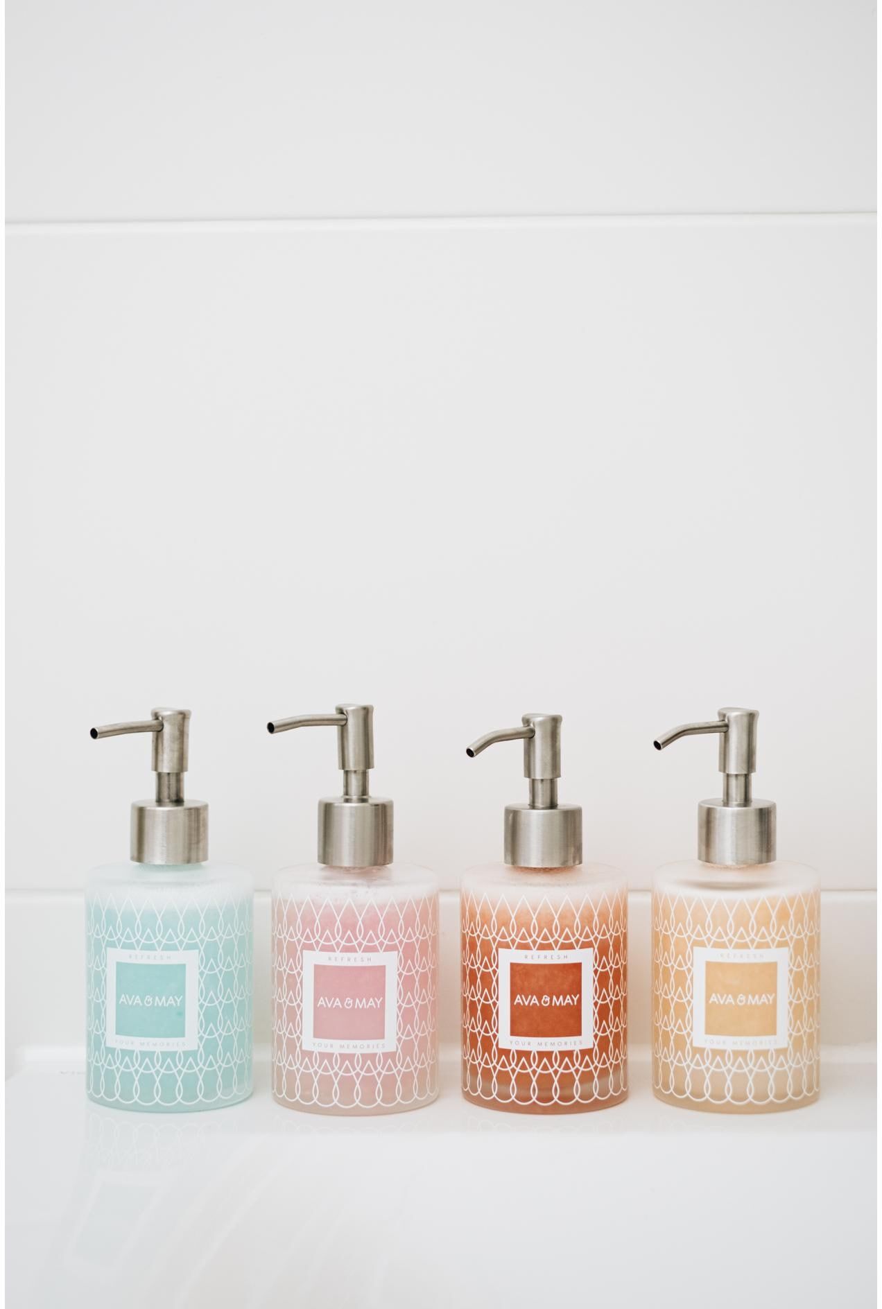Seifenspender AVA & MAY "Glas 185 ml", weiss (weiß), Glas, Metall, Dosierspender, Seifenspender weiß Einheitsgröße