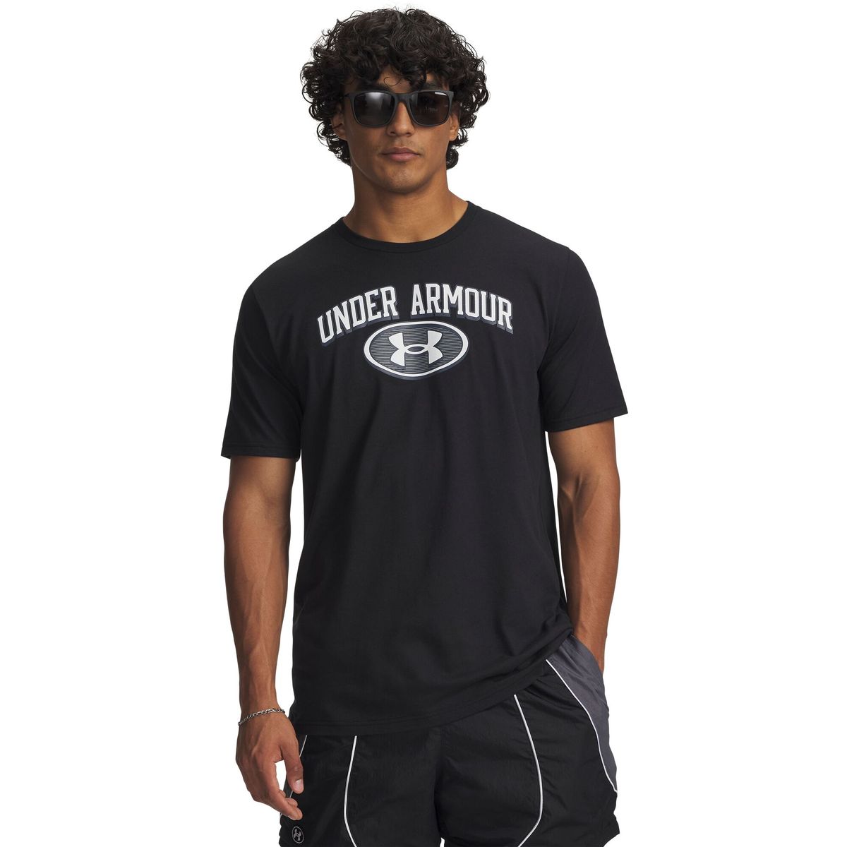 Under Armour M WM Locker Tag SS black white (001) M 6012778-001-MD