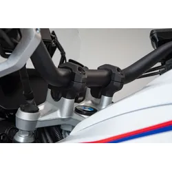 SW-Motech Lenkerverlegung - H=32 mm. Verlegung um 20 mm. Schwarz. BMW-Modelle.