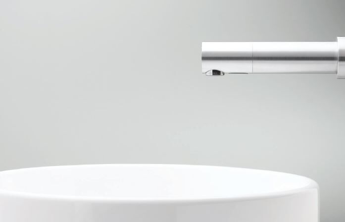 Robinet mural infrarouge Benkiser Metrix 1992053, électronique, alimenté par le secteur, chromé