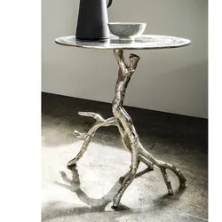 Ast Beistelltisch aus Aluminium modernem Design