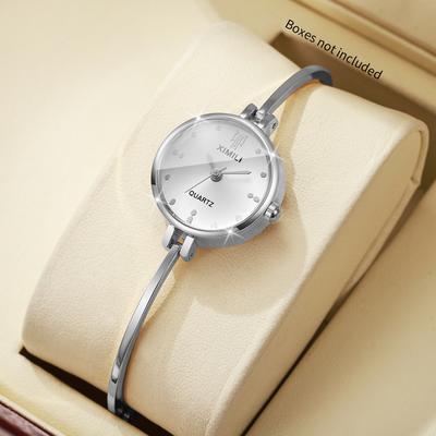 Fusion Finds Elegant Women's Bracelet Watch With Quartz Movement And Bangle Strap For Everyday Style silver White