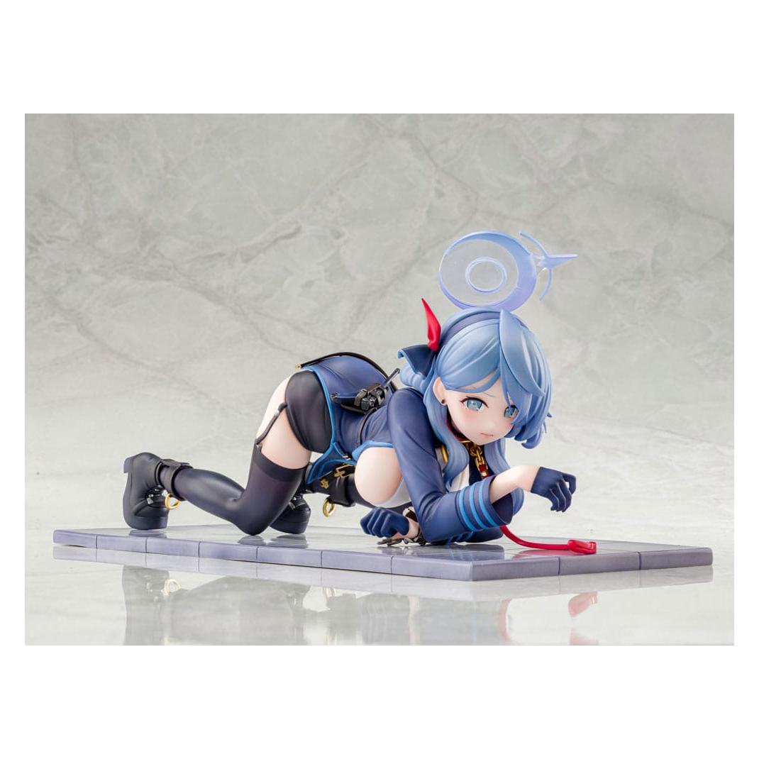 Ami Ami Blue Archive PVC Statue 1/7 Ako Memorial Lobby Ver. 23 cm (AMI50803)