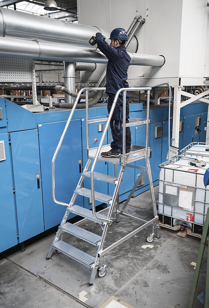 Podestleiter, einseitig begehbar, 6 Stufen KRAUSE