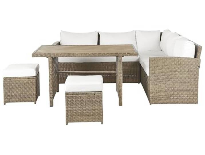 Beliani Lounge Set aus Polyrattan braun Tisch Zwei Hocker Auflagen weiß 5-Sitzer Bardi