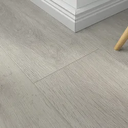 Laminat Grand Eiche Grau – inkl. Dämmung & Fußleisten