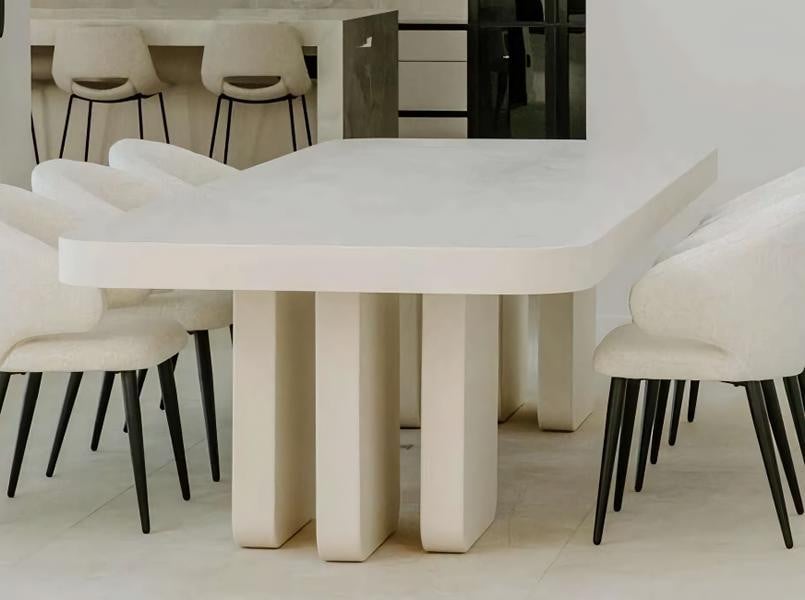 Stijlvolle witte houten eettafel voor de keuken en eetkamer