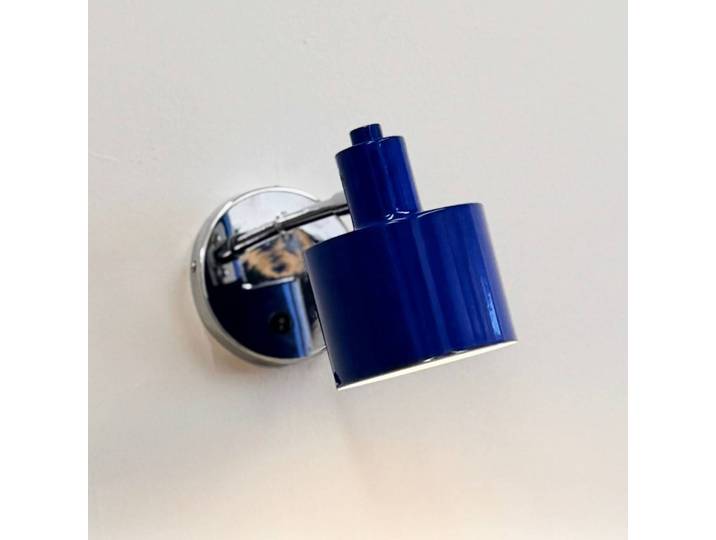 Dyberg Larsen Wandlampe Ocean, blau/chrom, Ausladung 30 cm Ocean, blau, für Wohn- / Esszimmer, Metall, Design