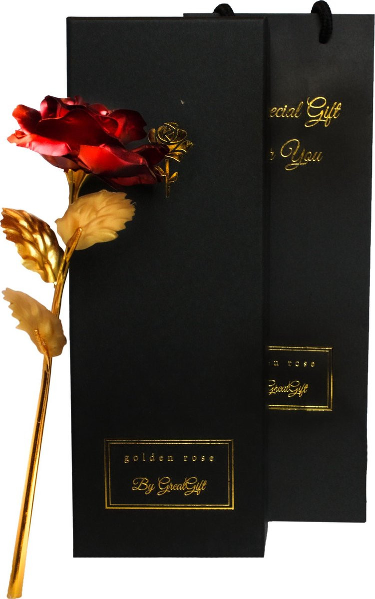 Gouden Rode Roos in Luxe Zwarte Doos