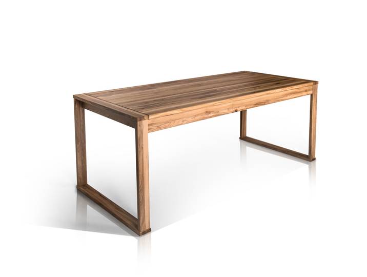OFFICE FOUR Schreibtisch, Material Teilmassiv, Wildeiche