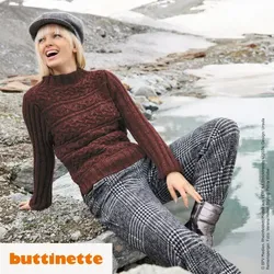 Strickanleitung – Quergestrickter Zopfpullover aus Woll Butt Primo Cataleya