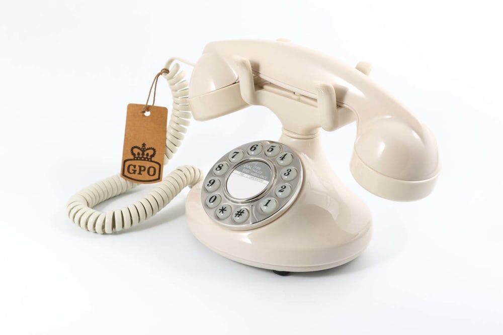 GPO Retro Design Téléphone analogique pearl Beige 15x15x15cm