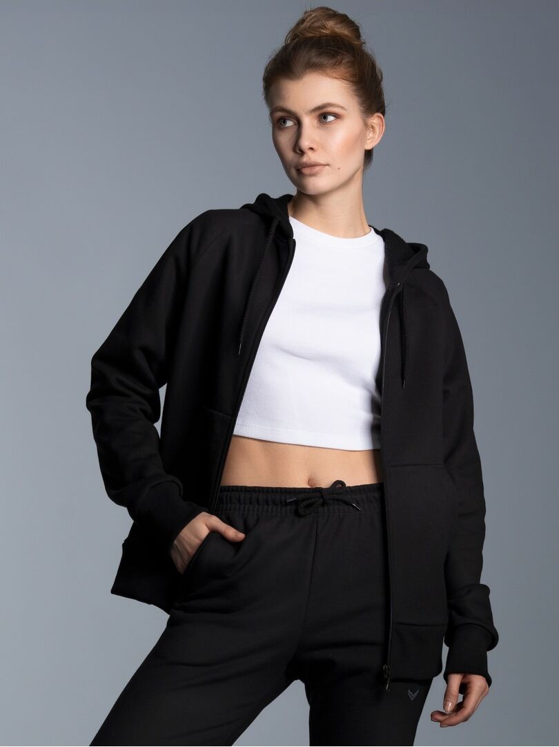 Sweatjacke TRIGEMA "TRIGEMA Sweatjacke mit Kapuze", Damen, Gr. 3XL, schwarz, 70% Baumwolle, 30% Polyester, Basic, lang, Rundhals, Sweatjacken Sweatjacke schwarz 3XL