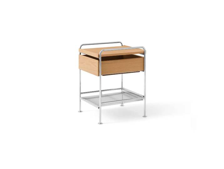 &Tradition Alima NDS3 Beistelltisch Lackierte Eiche-Chrome
