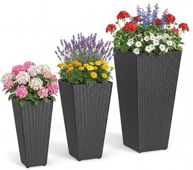 Costway 3-Piece Wicker Planters Tapered PP Rattan Plant Boxes with Plastic Flower Pots-Black