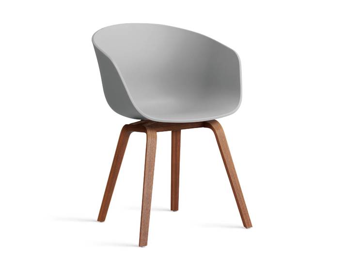 HAY About a Chair 22 2.0 Stuhl Concrete grey-lackiertes Nussbaumgestell