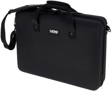 UDG Creator Akai Force Black Schwarz