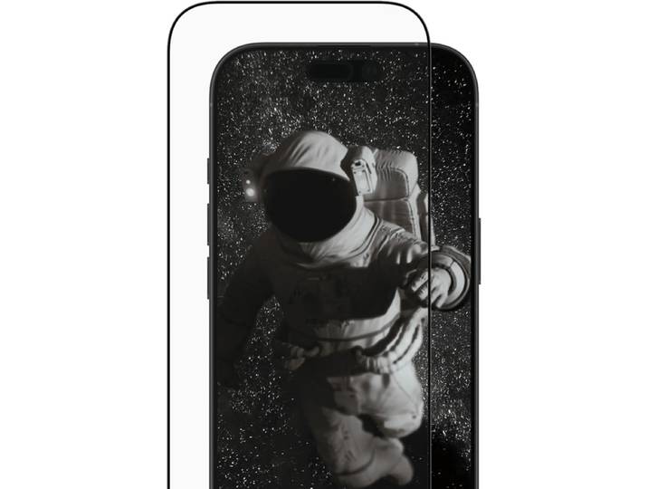 PanzerGlass Ultra-Wide Fit Ceramic II Apple iPhone 17/ 16 Pro Screenprotector