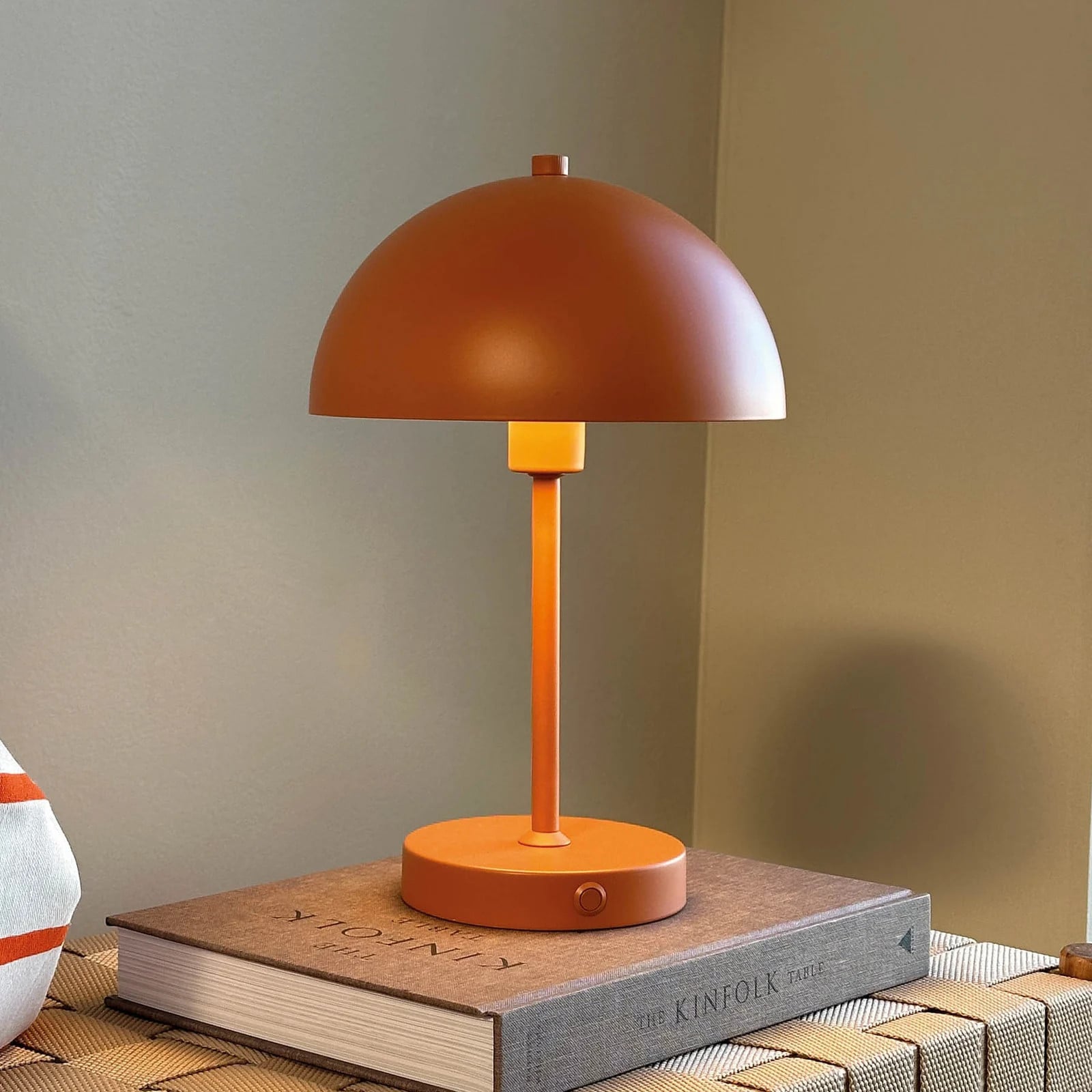 Dyberg Larsen Stockholm Draagbare Tafellamp Terracotta - Scandinavisch Design - Oplaadbaar
