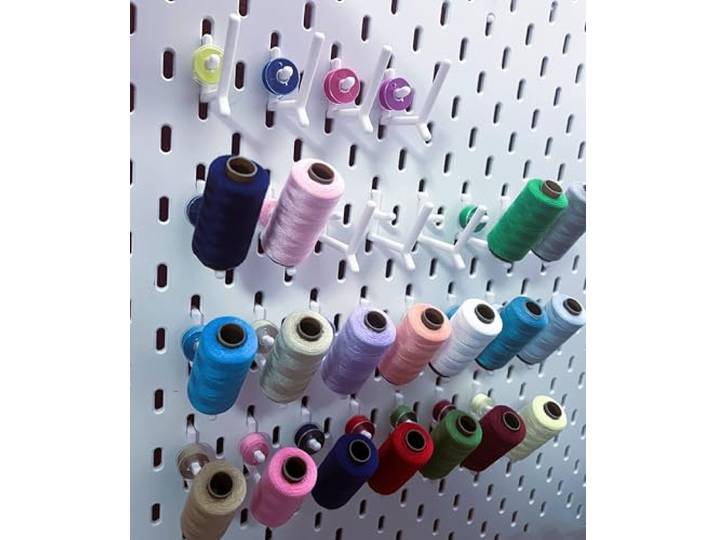 JL House. Lot de 10 crochets de support pour rouleaux de fil à coudre IKEA Skadis - Pour panneau perforé - Blanc