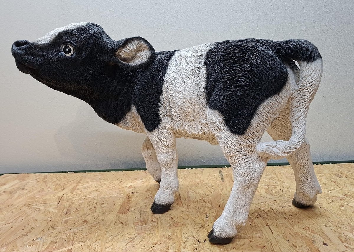 Kalf Snuit Beeld van gegoten polyester, Hoogte: 40 cm