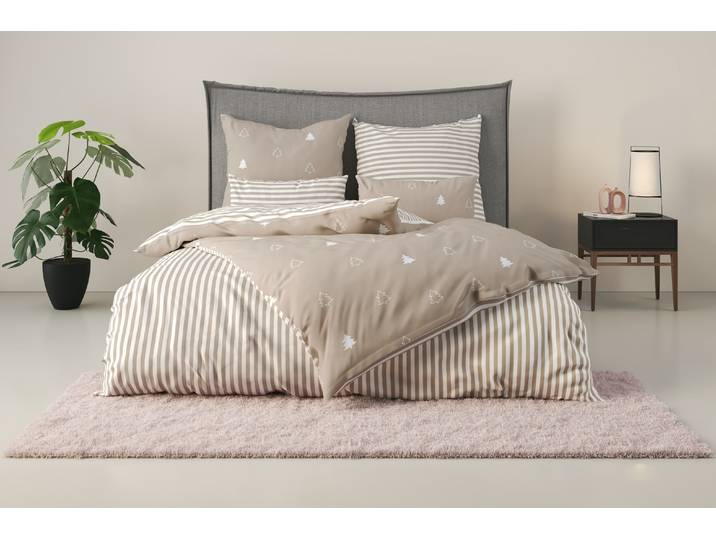 Wendebettwäsche GOODPRODUCT JULIE , beige, B/L: 135cm x 200cm, 1 Stk., 1 Stk., Renforcé, B/L: 80cm x 40cm, 2, Renforcé, Obermaterial: 100% Baumwolle, Bettwäsche, Wendebettwäsche, Bettwäsche mit Tannenbäumen, Baumwolle, Winter, ab 135x200