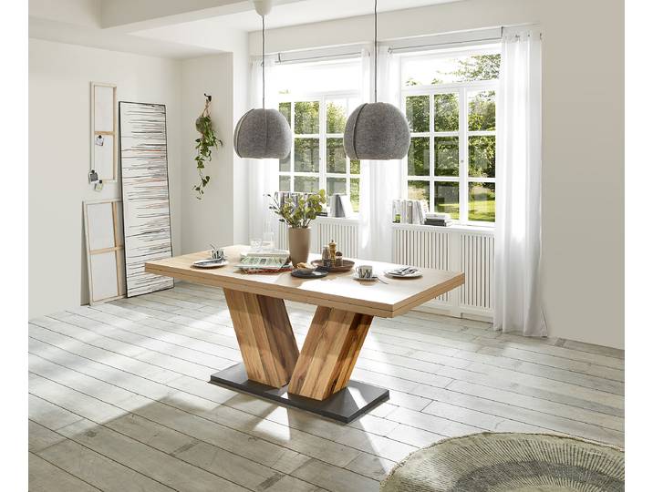 Ausziehbarer Esstisch Umlani 160cm Schwarz/Grau/Eiche Artisan Dekor/Plankeneiche Dekor Trapezförmig