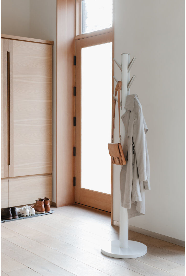 Umbra Flapper 9-Hook Freestanding Coat Rack, Solid Wood with Flip-Down Hooks for Entryway, Bedroom, Office White 169cm H X 39cm W X 39cm D