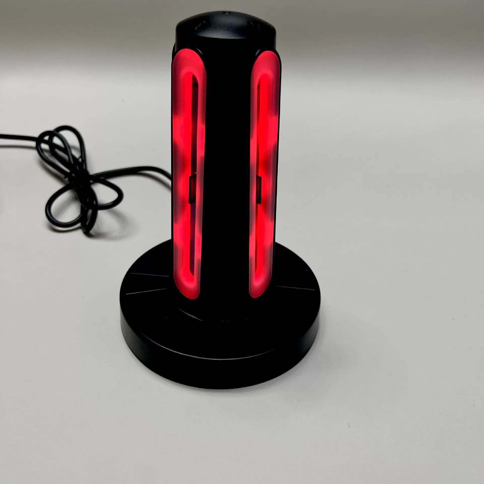 INF 4-in-1 Ladestation für Switch 2 Joy-Cons mit Spielkartenaufbewahrung – Schwarz
