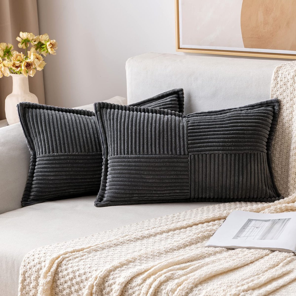 OmGoods Dailygoody Corduroy Kussensloop - Donkergroen - 30 x 50 cm