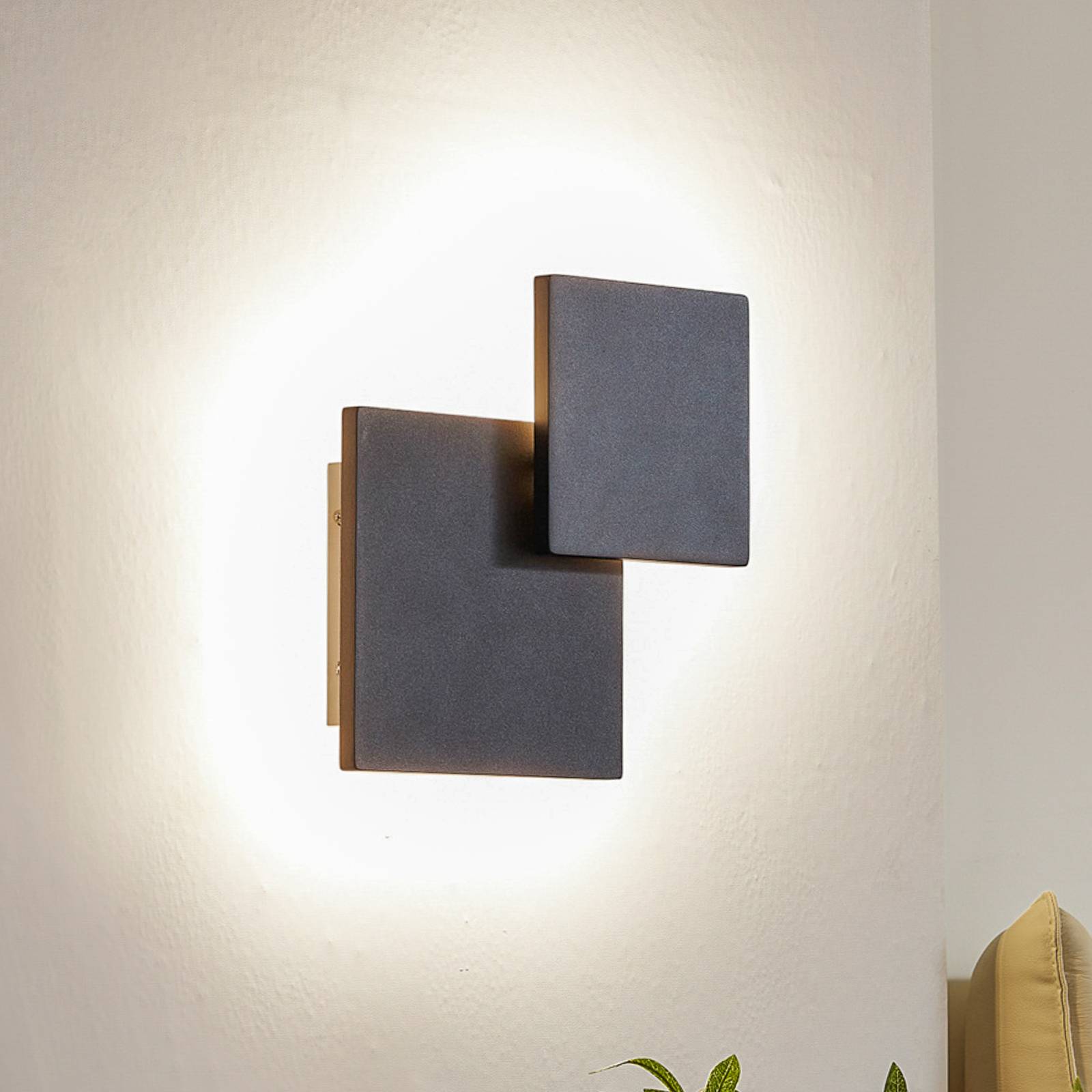 Wandlampe Elrik Lucande, schwarz, für Flurbereich, Metall, Modern, LED Wandleuchte, Wandlampe Innen
