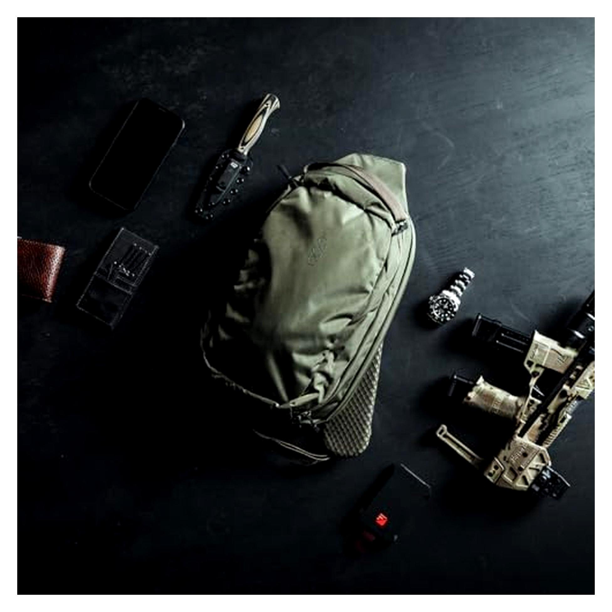 Fade Sling Pack - EDC Umhängetasche - Beidhändiger Zugriff auf alle Fächer - Schneller Zugriff