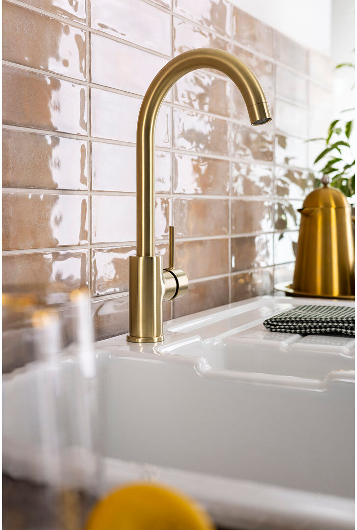 Abode Designs Abode Nico Single Lever Mixertap Brushed Brass 17.7cm