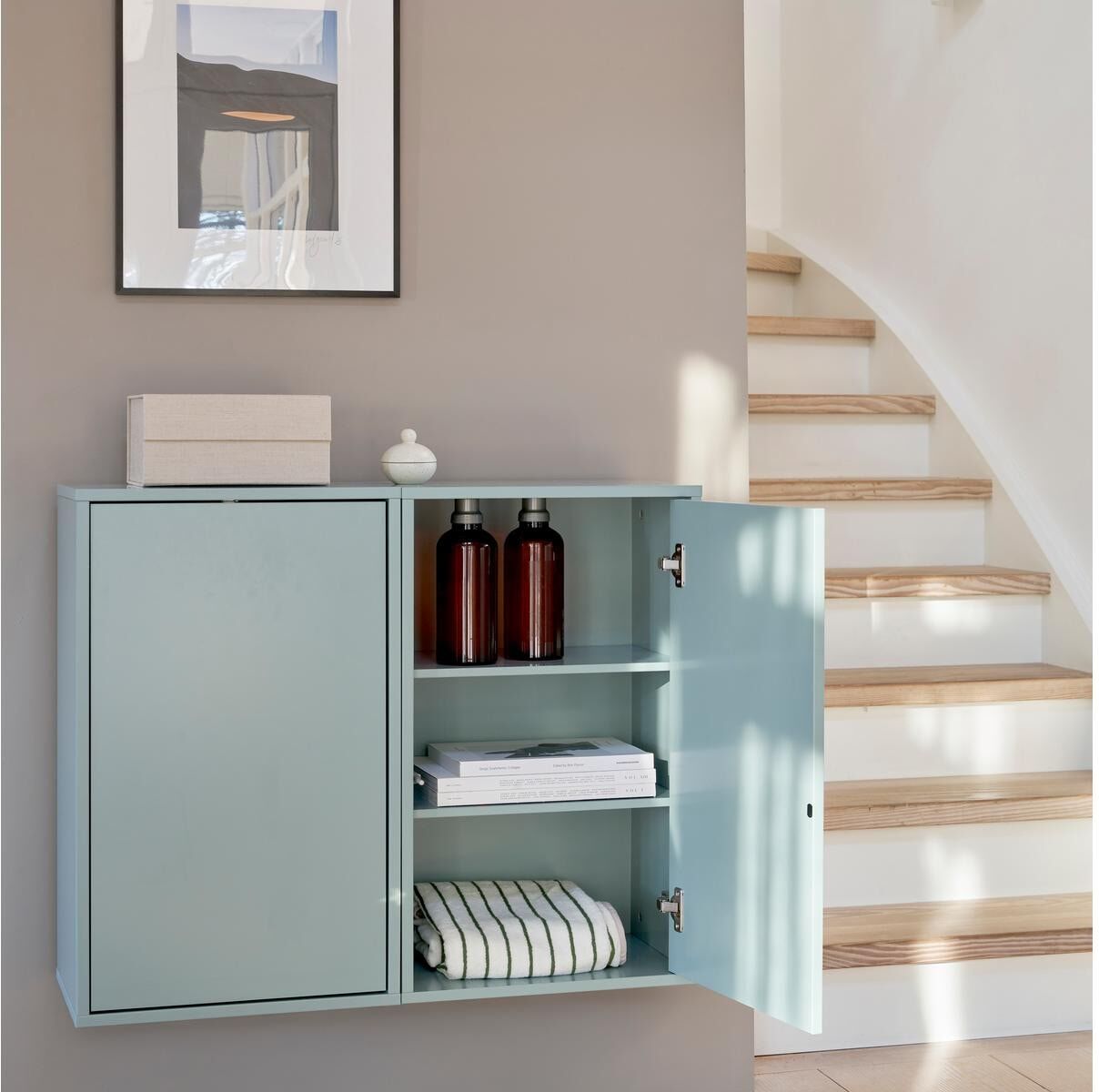 Mehrzweckschrank "ReCollector", blau (hellblau), B:70cm H:43cm T:30cm, Schränke, Mehrzweckschrank hellblau B/H/T: 70cm x 43cm x 30cm