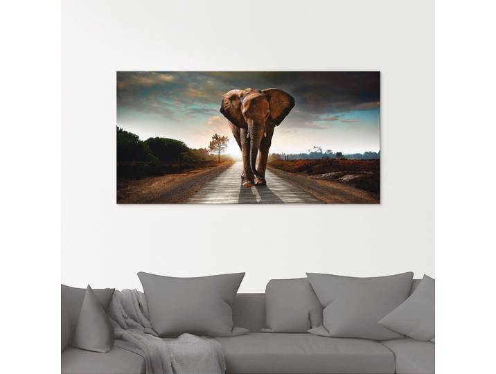 Glasbild ARTLAND Ein Elefant läuft auf der Strasse , braun (farbe bild(er): braun), B:80cm H:60cm, Bilder, Glasbild, in verschiedenen Grössen