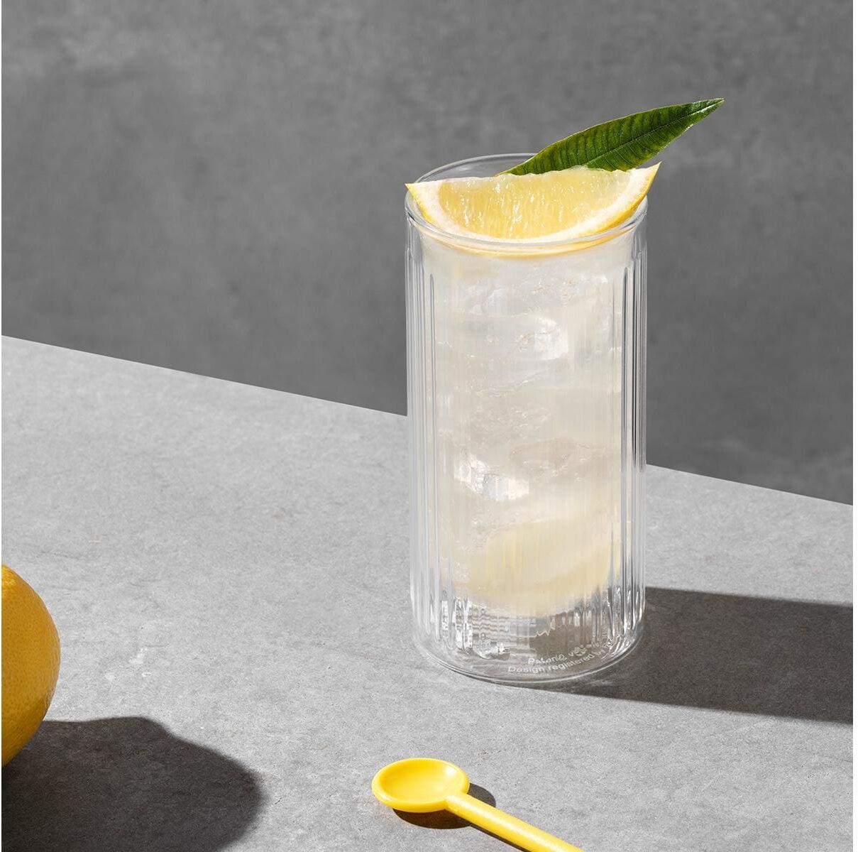 Whiskyglas BODUM "Gin & Tonic 2er Set 0,28 l", transparent, B:7cm H:14,09cm, Glas, Silikon, Trinkgefässe, Whiskyglas transparent 14,09cm, 280ml