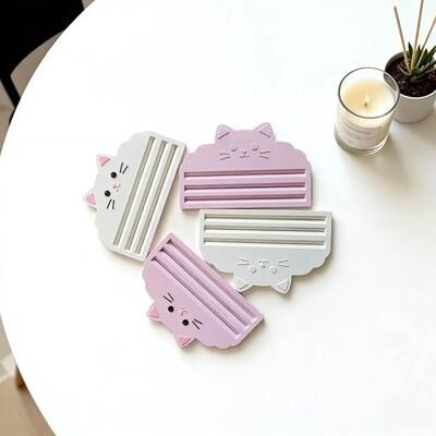 Uplift Picks Cat Food Pouch Squeezer For Wet Treats And Snacks 4 Pcs