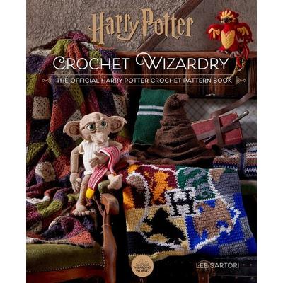 Harry Potter: Crochet Wizardry Crochet Patterns Harry Potter Crafts, Gebundene Ausgabe von Lee Sartori, Insight Editions USA, 978-1-64722-260-4