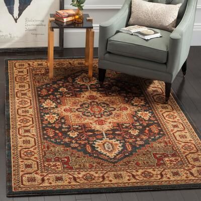 SAFAVIEH Mahal Noeleen Traditional Oriental Rug