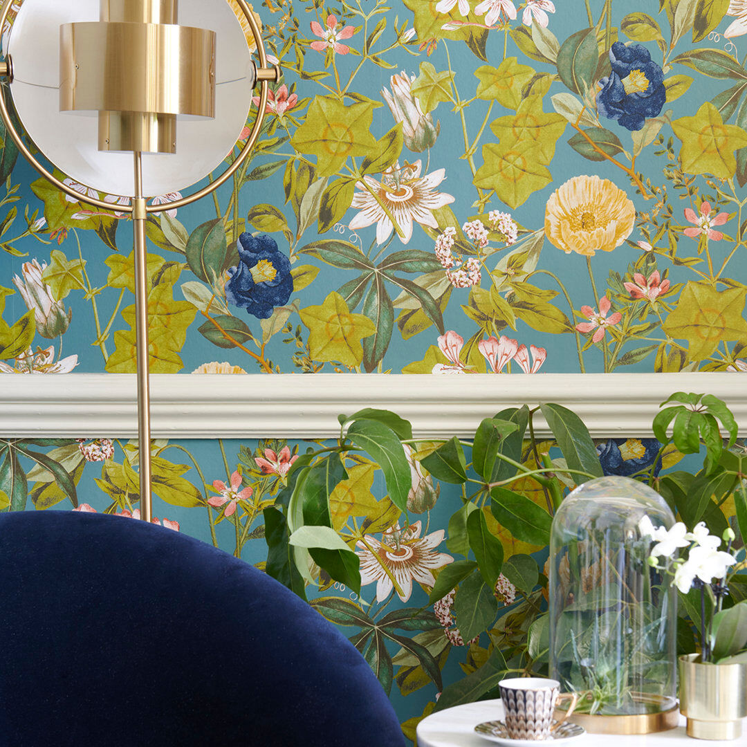 Clarke & Clarke Passiflora Exotica 2 10.05m x 52cm Wallpaper Roll Noir