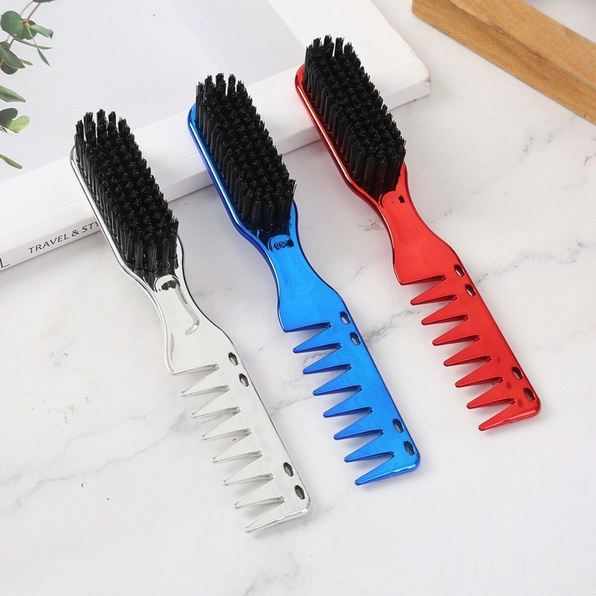 INF Brosse peigne 2-en-1 - Peigne démêlant à dents larges et brosse à poils denses avec poignée en métal électroplaquée Argent