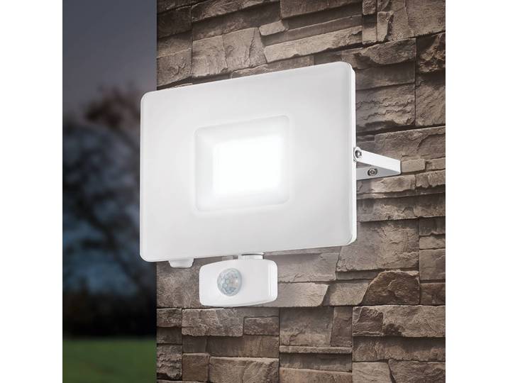 EGLO LED Aussen-Wandstrahler Faedo 3, weiß / opal, Aluminium, Modern, LED Außenleuchte
