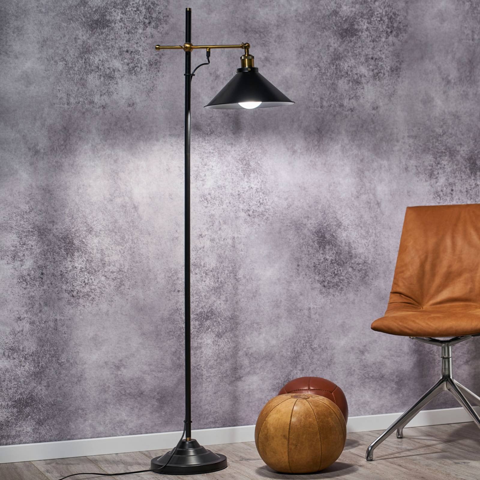 Globo Vloerlamp zwart metaal industrieel design verstelbaar